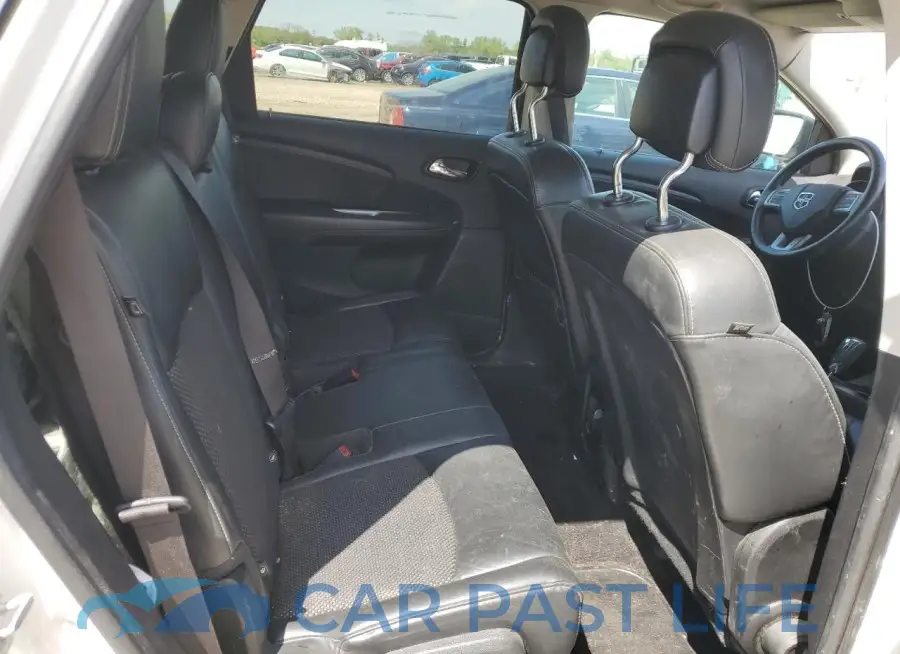 3C4PDCGB3GT107374# 11
