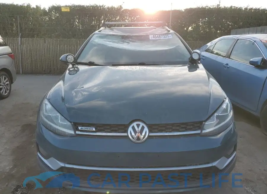 3VWM17AU4KM514830# 5