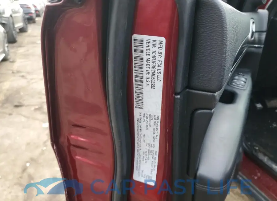 1C4RJFBG2MC502952# 13