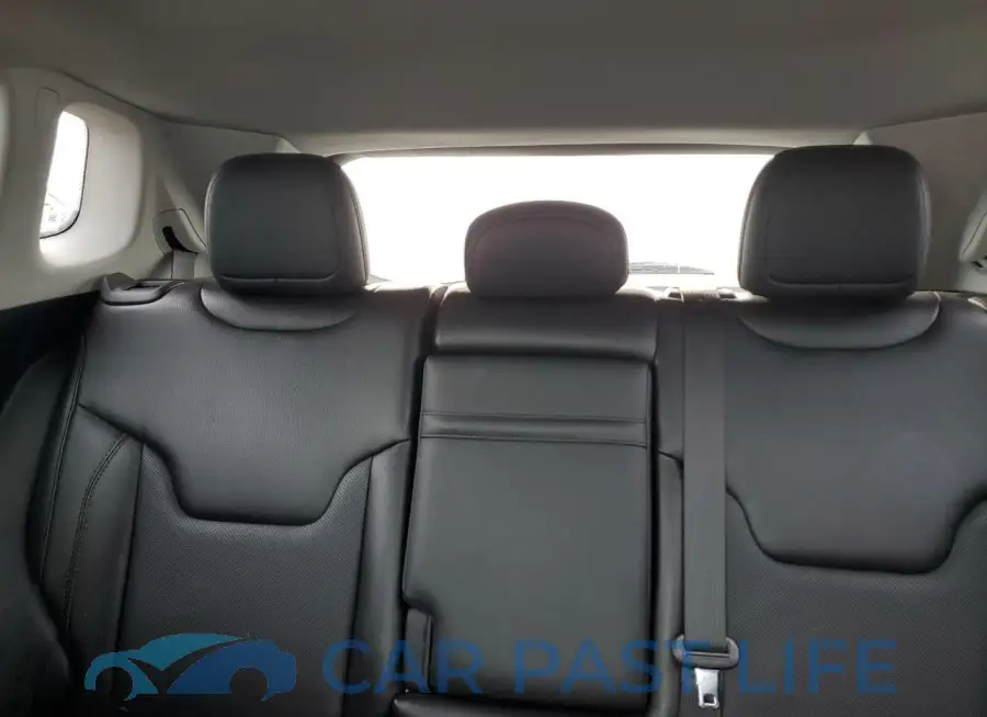 3C4NJDCB4JT400719# 10