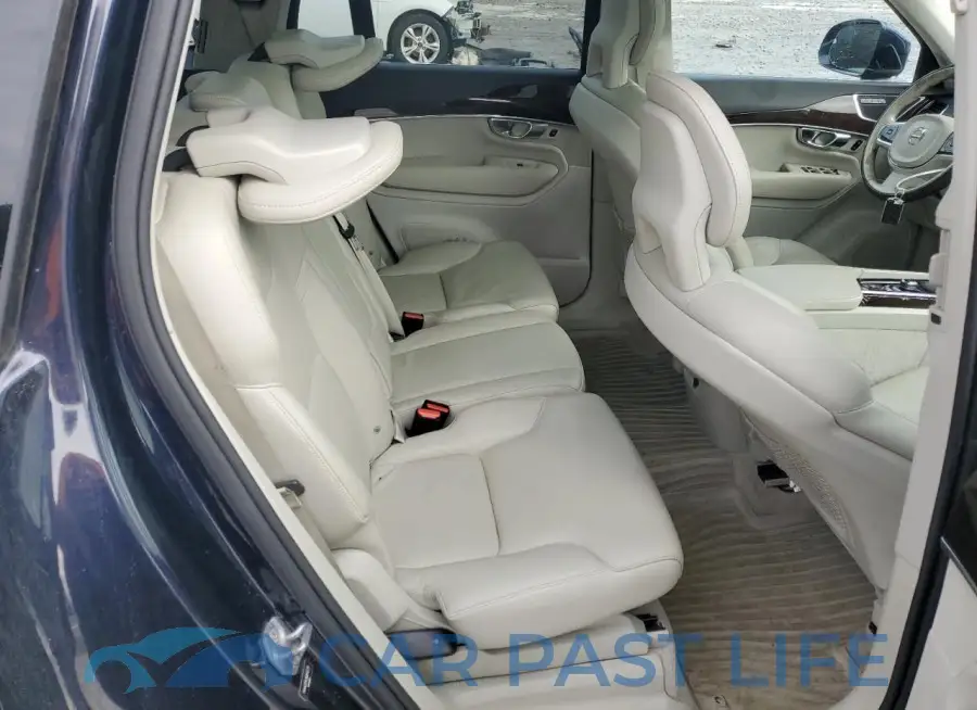 YV4A22PK1G1045211# 11