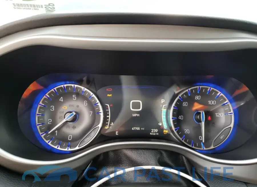 2C4RC1BG2NR188970# 9