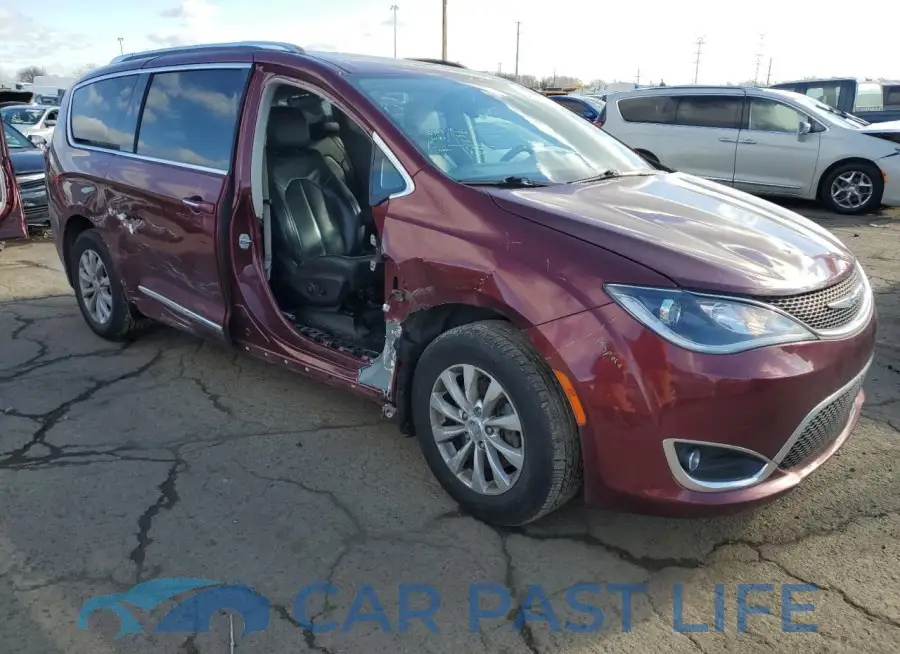 2C4RC1EG6JR186936# 4