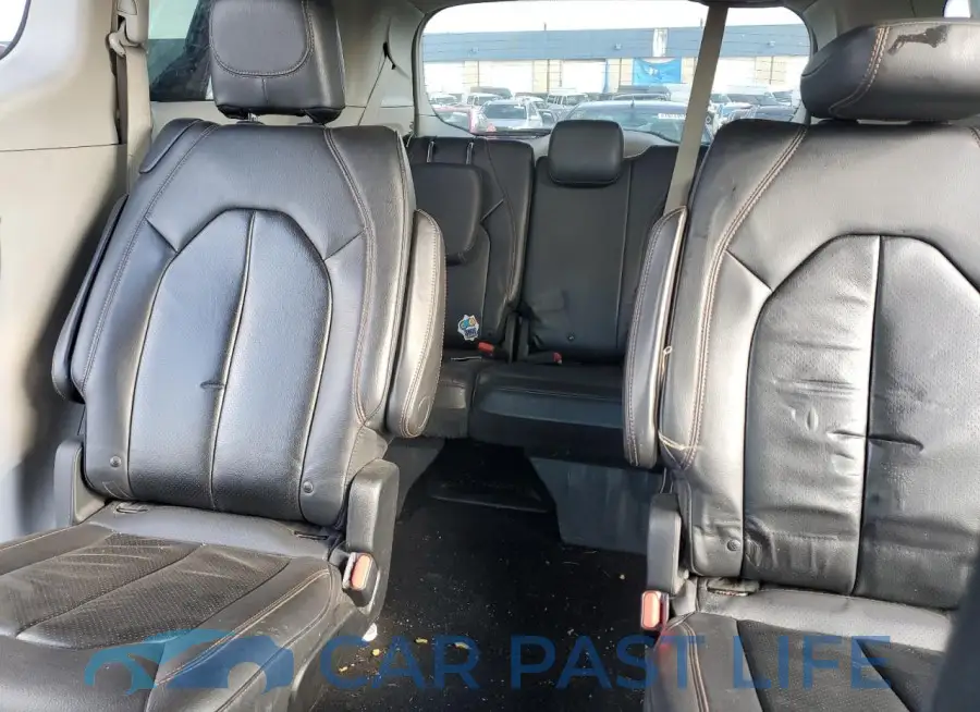 2C4RC1EG6JR186936# 10