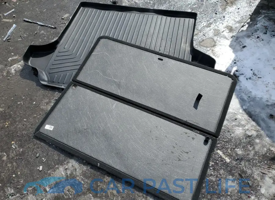 3GNAXYEX3LS611682# 13