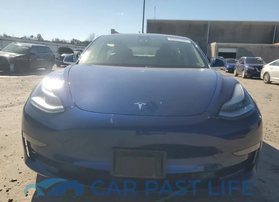 5YJ3E1EB1JF133898# 5