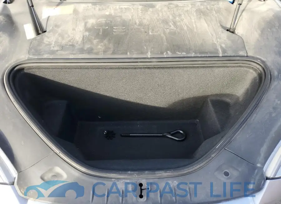 5YJSA1E26HF183942# 11