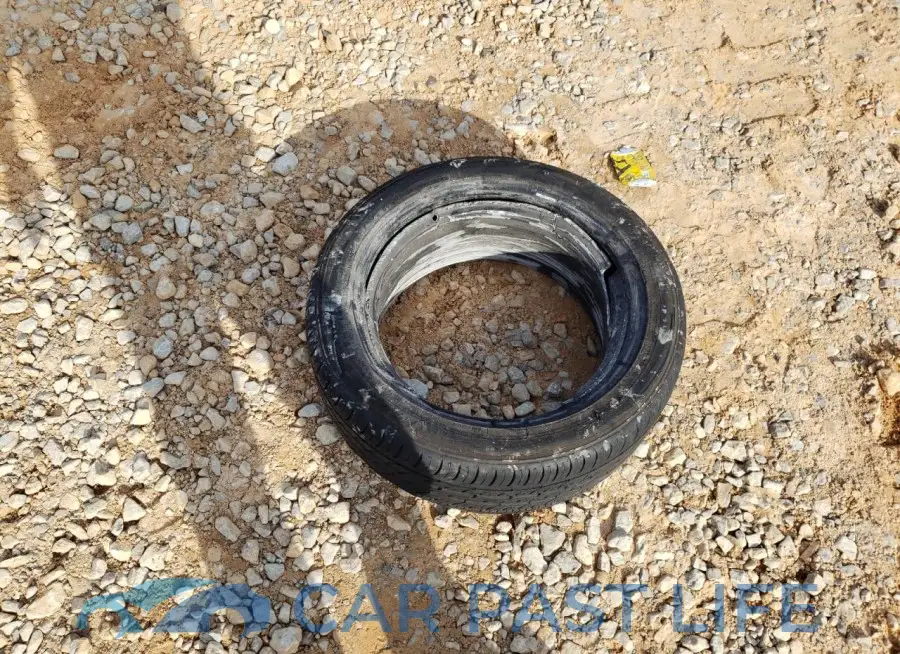 5YJSA1E26HF204157# 12