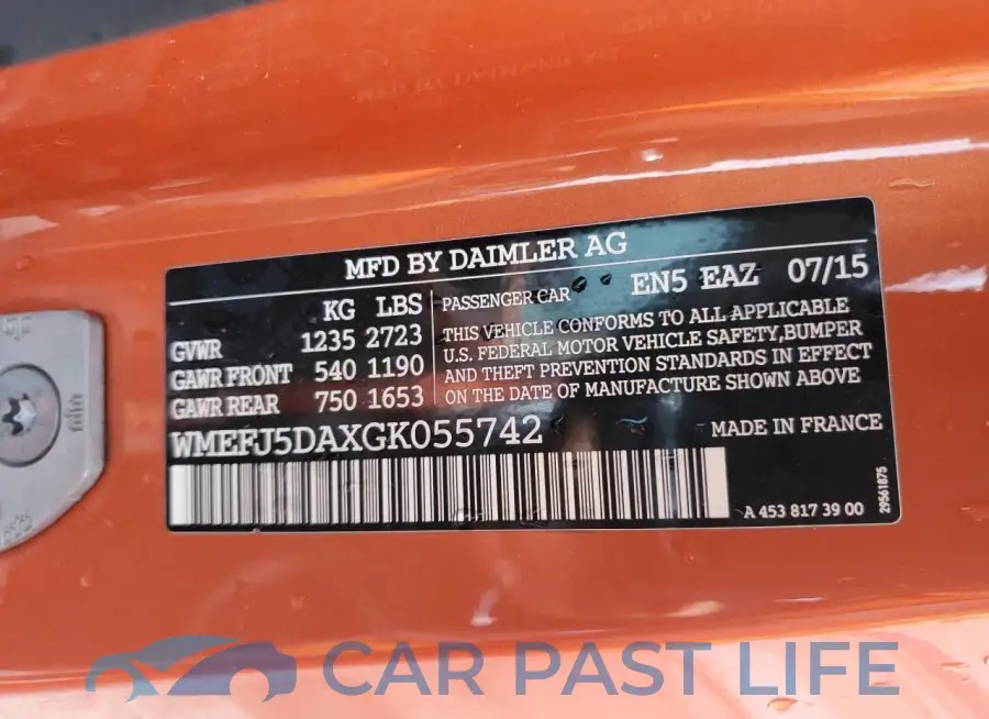 WMEFJ5DAXGK055742# 12