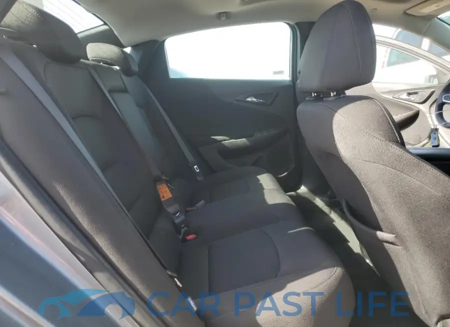1G1ZD5ST6RF143831# 10