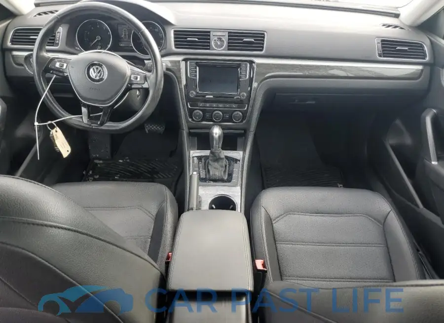 1VWBS7A33GC056850# 8