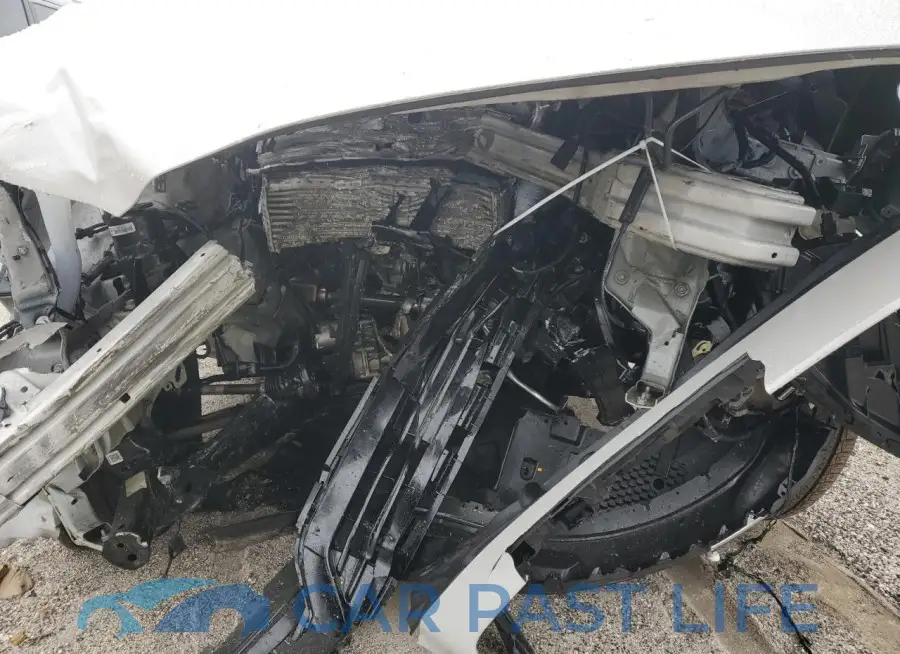 2LMPJ6J96MBL11772# 12