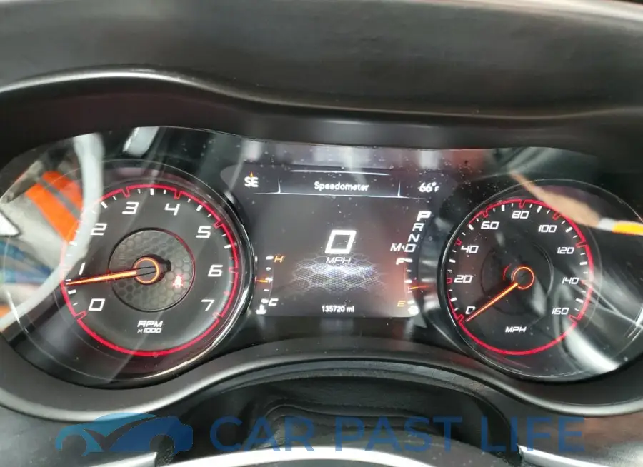 2C3CDXCT2LH106440# 9