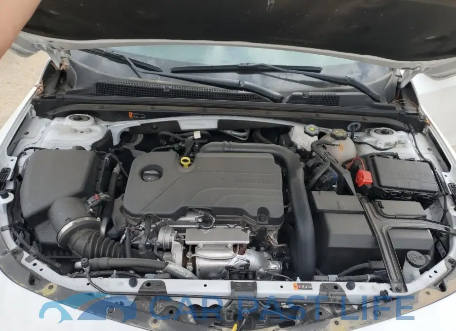 1G1ZD5ST8RF150831# 11