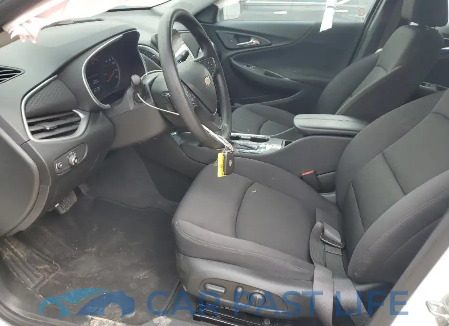 1G1ZD5ST8RF150831# 7