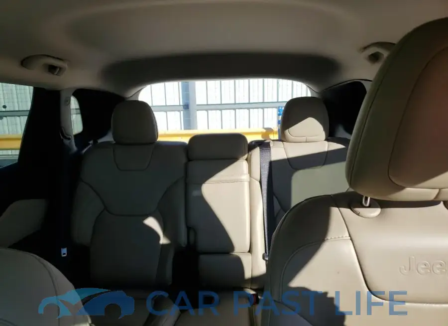 1C4PJMDS8GW120232# 10
