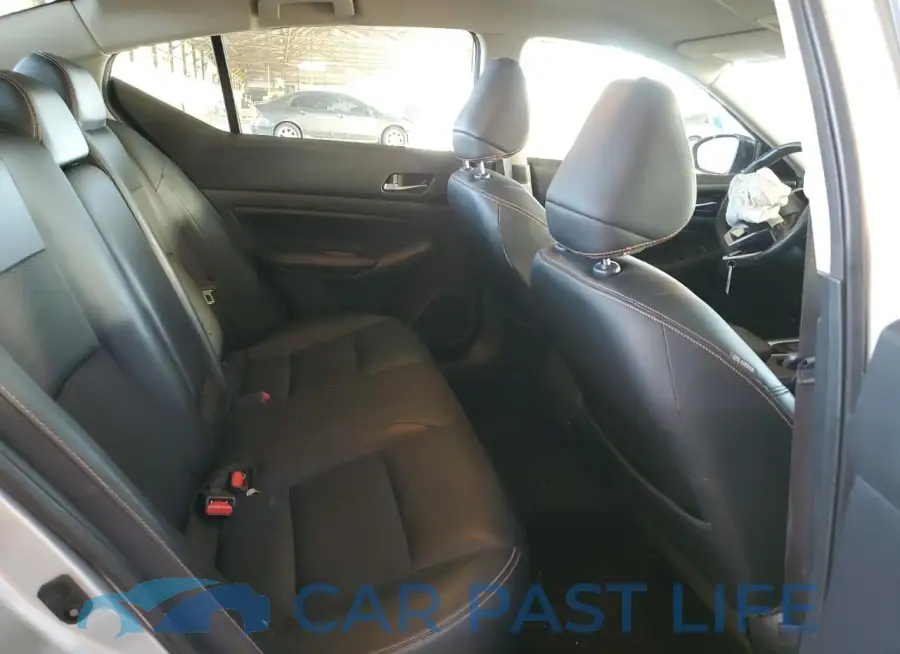 1N4BL4CV1KC144209# 10