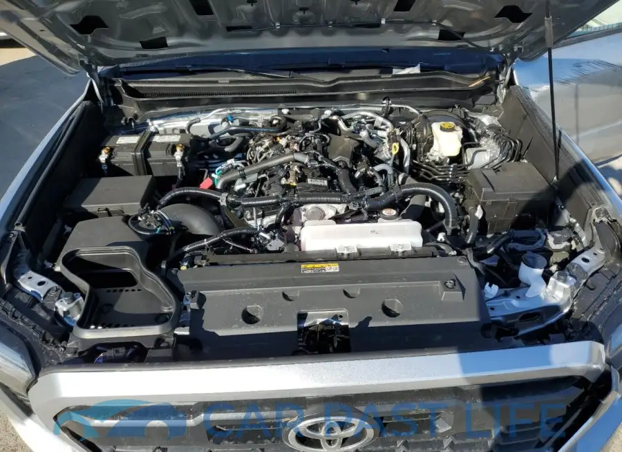 3TMLB5JN8RM081032# 11