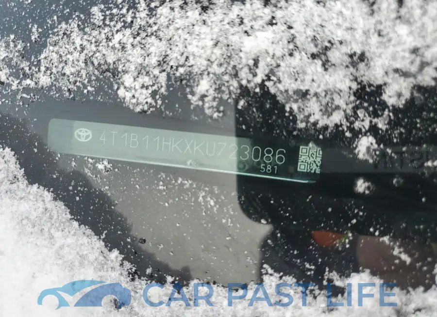 4T1B11HKXKU723086# 12