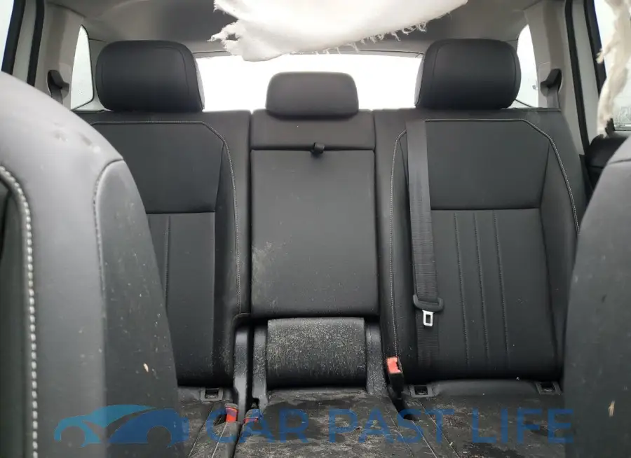 3VVNB7AX8RM013904# 10