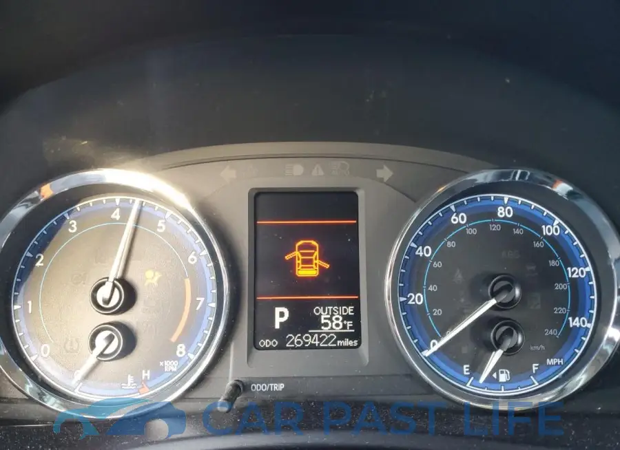 5YFBURHE8HP701372# 9