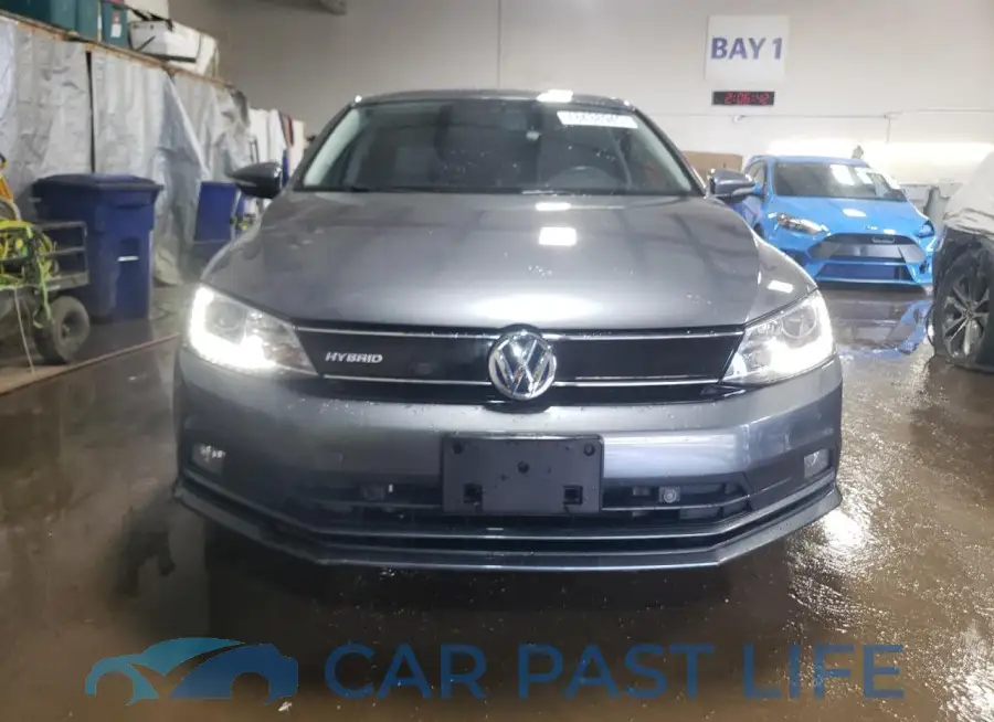 3VW637AJ9GM416554# 5