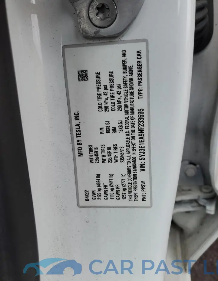 5YJ3E1EA9NF233695# 12