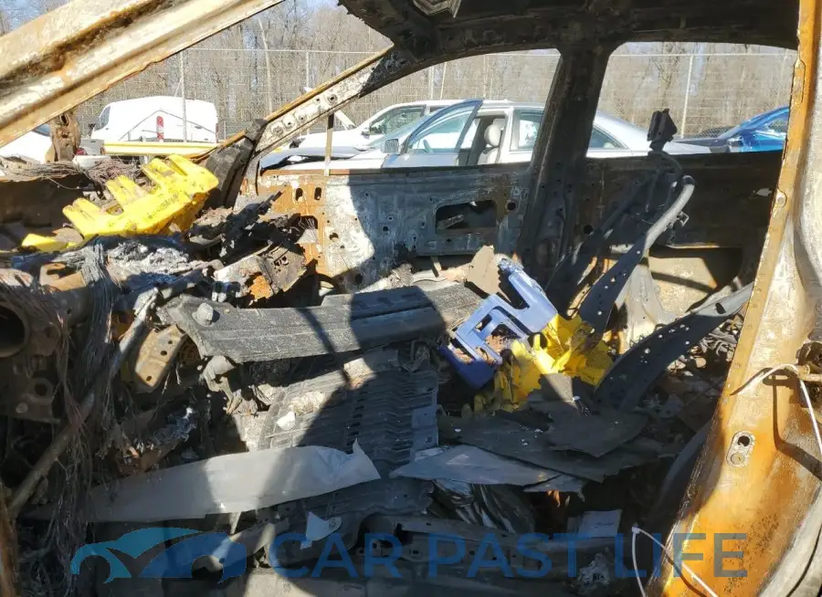 2T2SZMDA1LC230564# 7