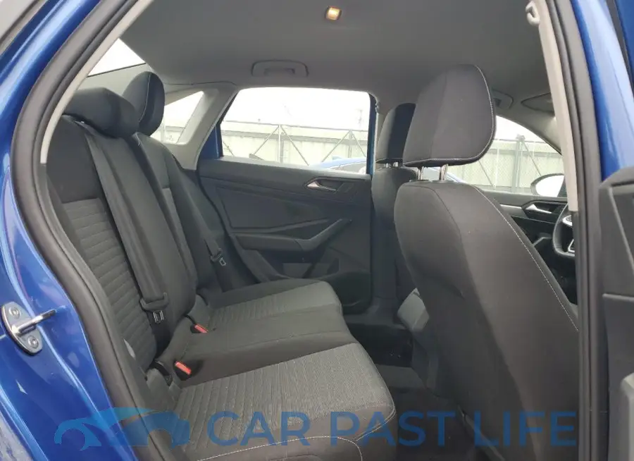 3VW4M7BU7RM051663# 10