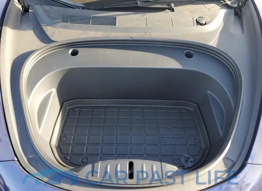 5YJ3E1EA9PF505715# 11