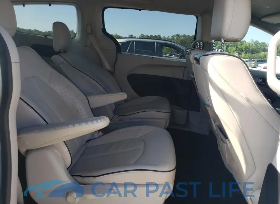 2C4RC1N76JR164404# 11