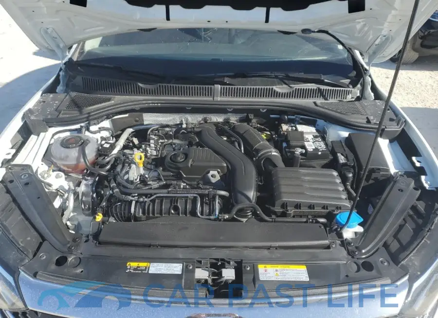 3VW7M7BU5RM015239# 11