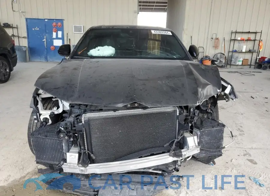 ZPBUA1ZL8MLA13299# 5