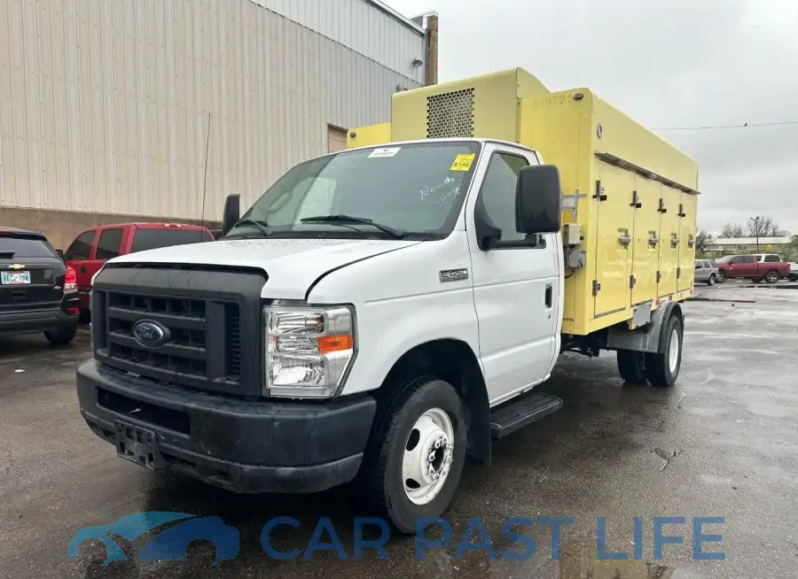 1FDXE4FS8KDC19330# 2