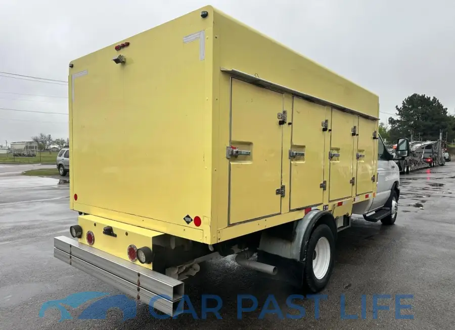 1FDXE4FS8KDC19330# 4