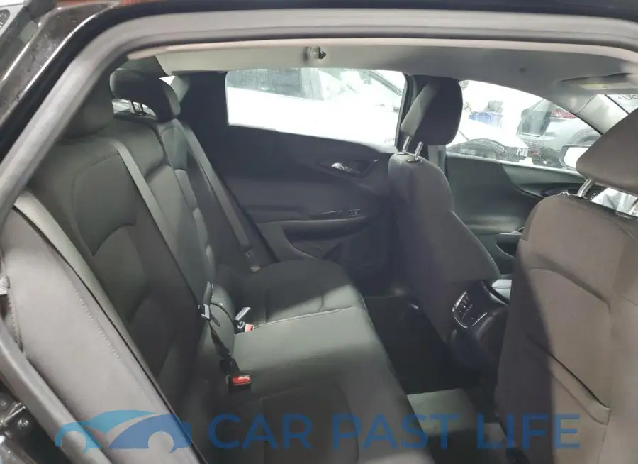 1G1ZD5ST5PF222937# 10