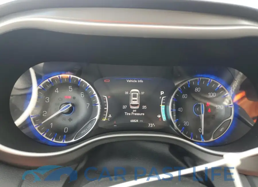 2C4RC1BG8NR194112# 9