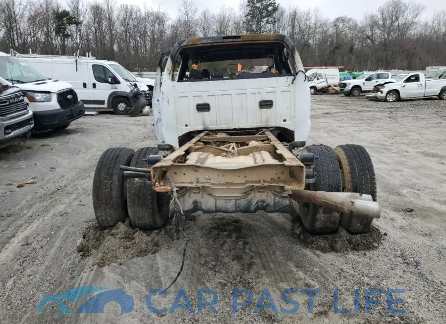 1FD8W3HT9GEC44000# 6