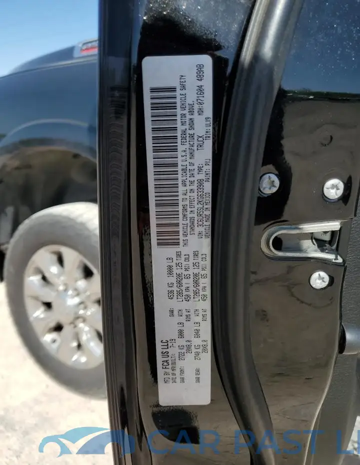 3C6UR5SL2KG633908# 12