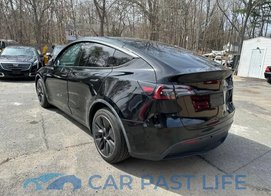 5YJYGDEE7MF196889# 3