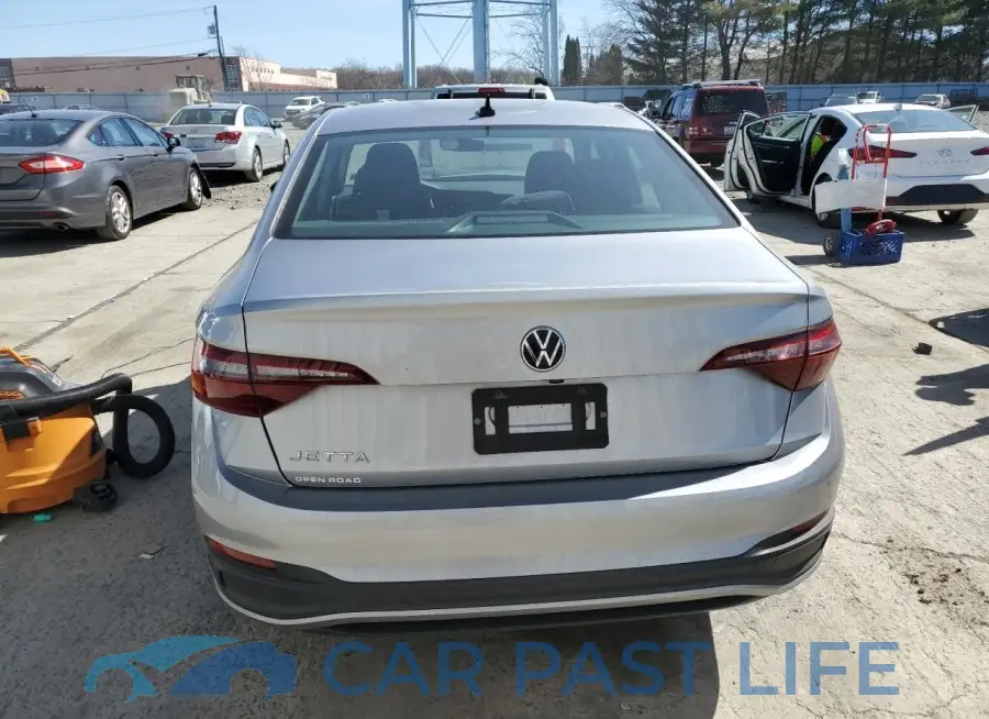 3VW5M7BU0PM051893# 6