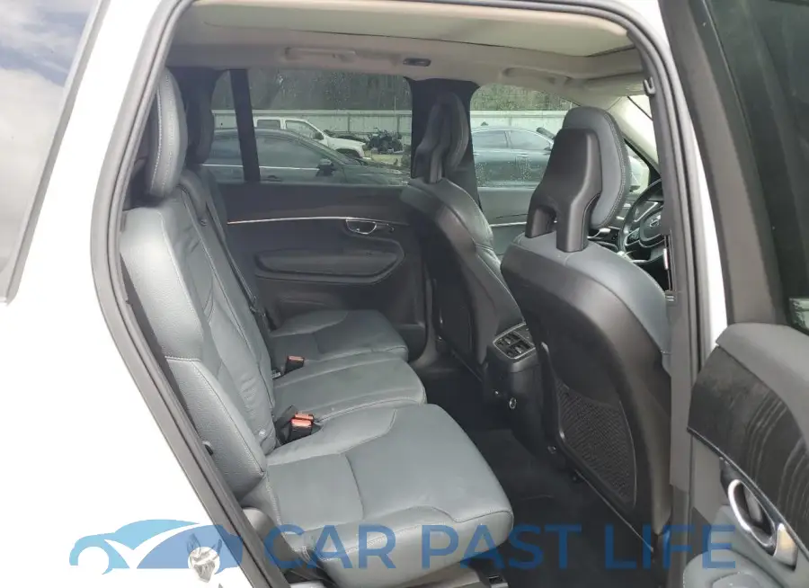 YV4A22PK9L1618947# 11