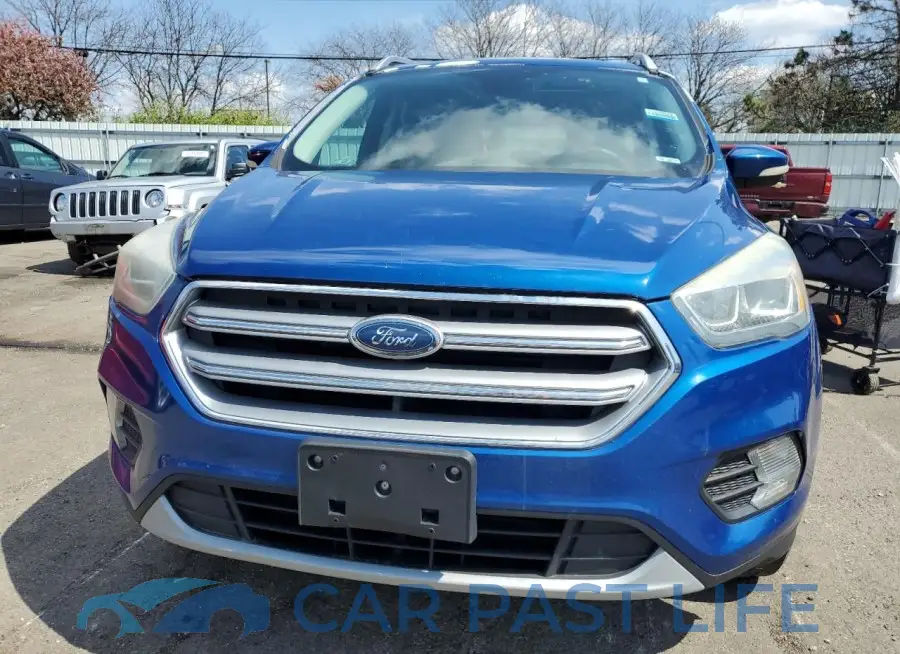 1FMCU0J98HUA37389# 5
