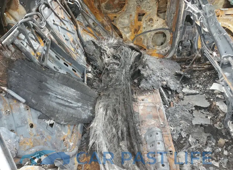 KNDPB3AC6G7818997# 11