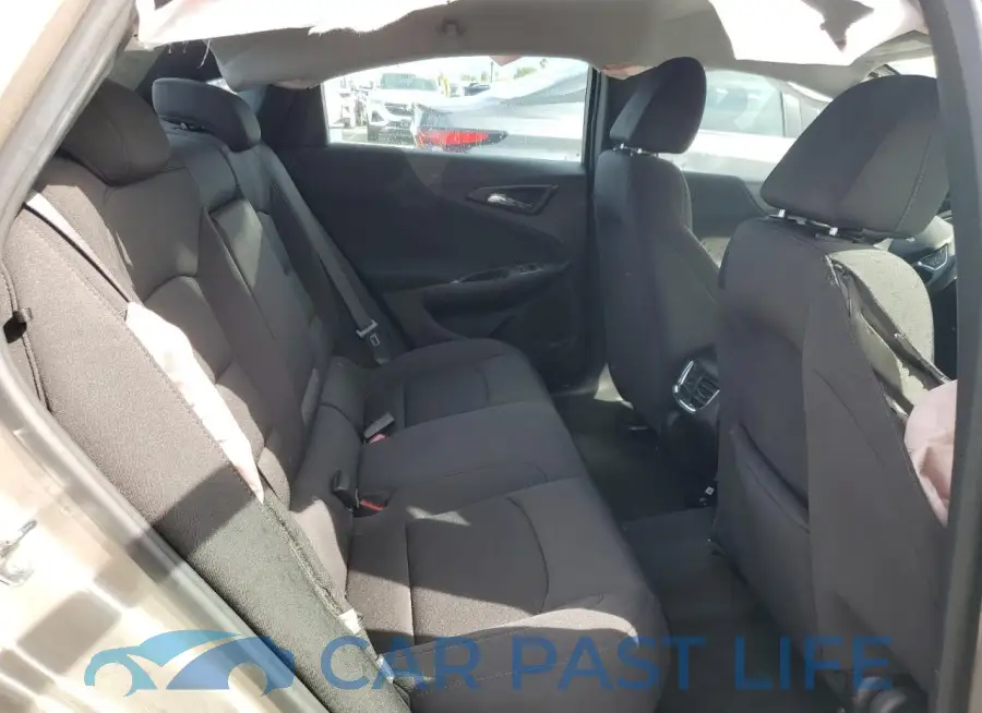 1G1ZD5ST9PF247310# 10