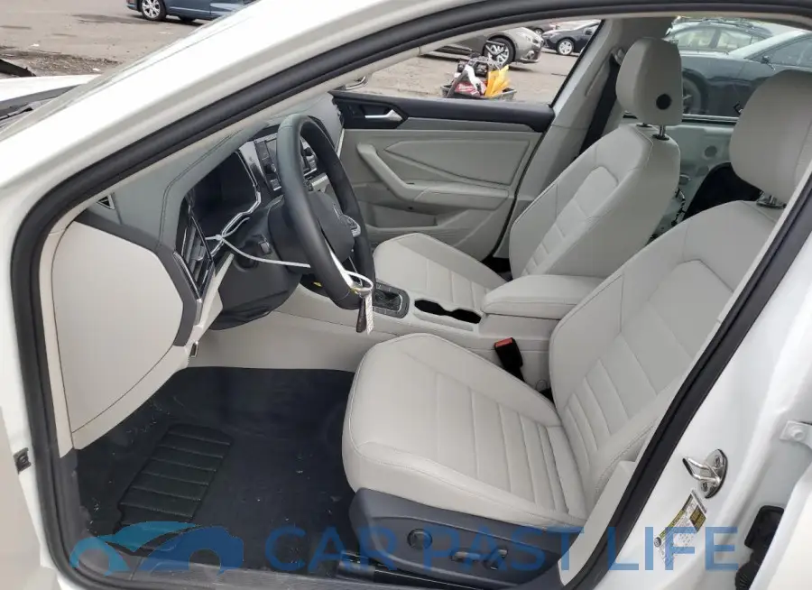3VW7M7BU7RM016411# 7