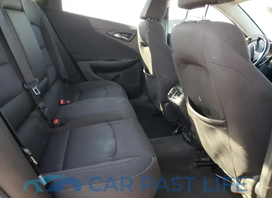 1G1ZD5ST0JF162735# 10