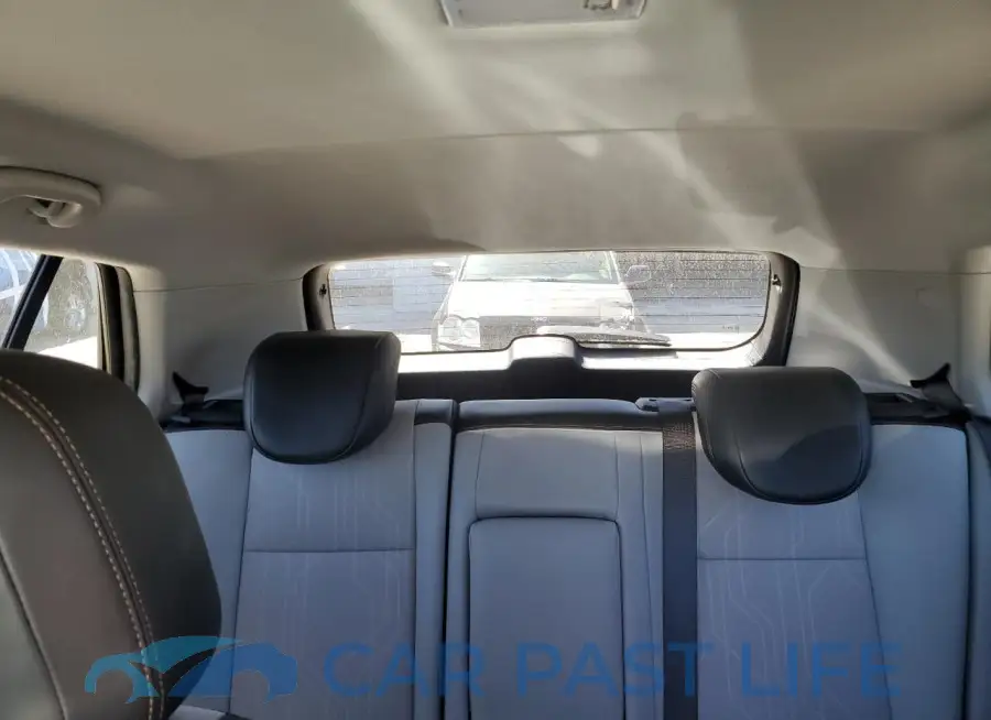 KL7CJLSB8LB353733# 10
