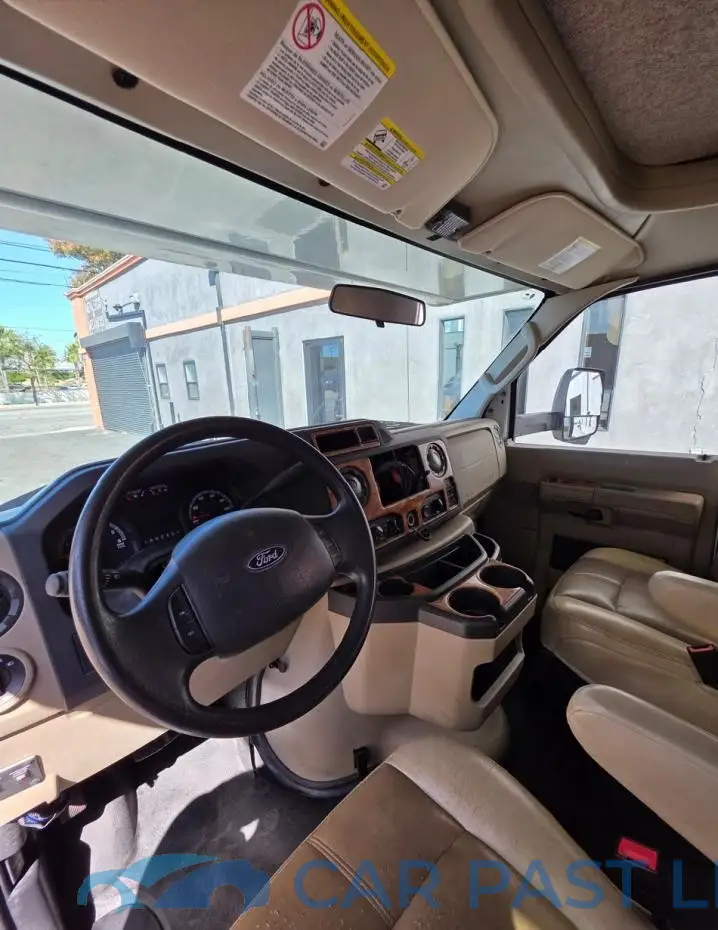 1FDWE3FS9HDC74870# 9