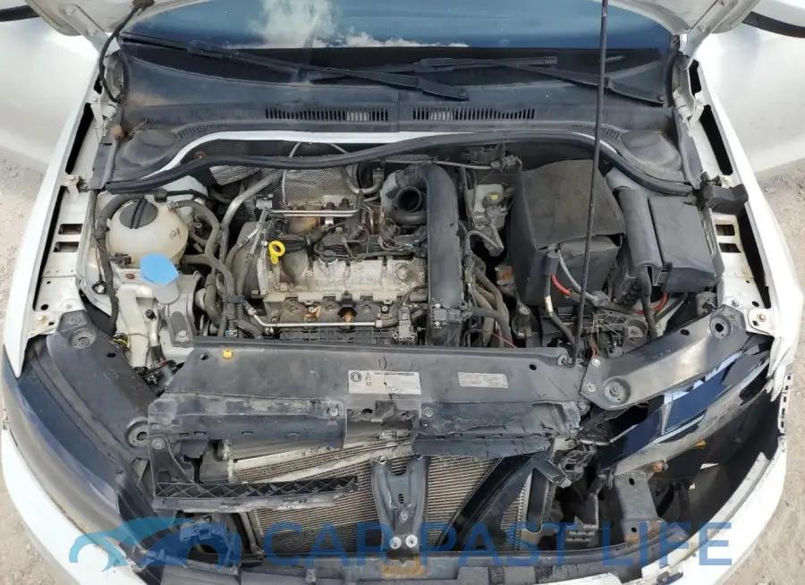 3VW167AJXHM324338# 11